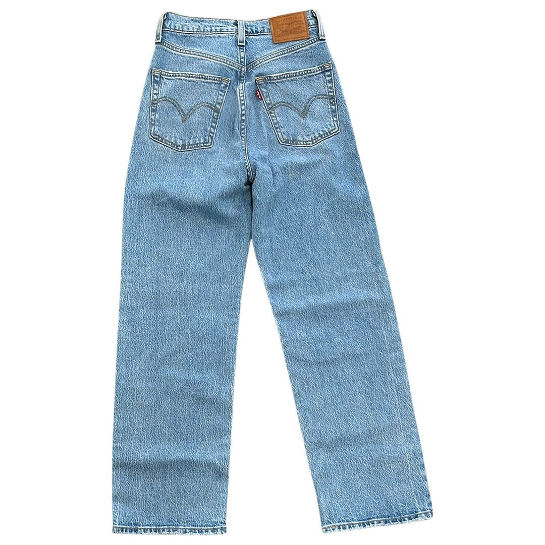 LEVI'S Wedgie Light Wash Jeans - Closet Space
