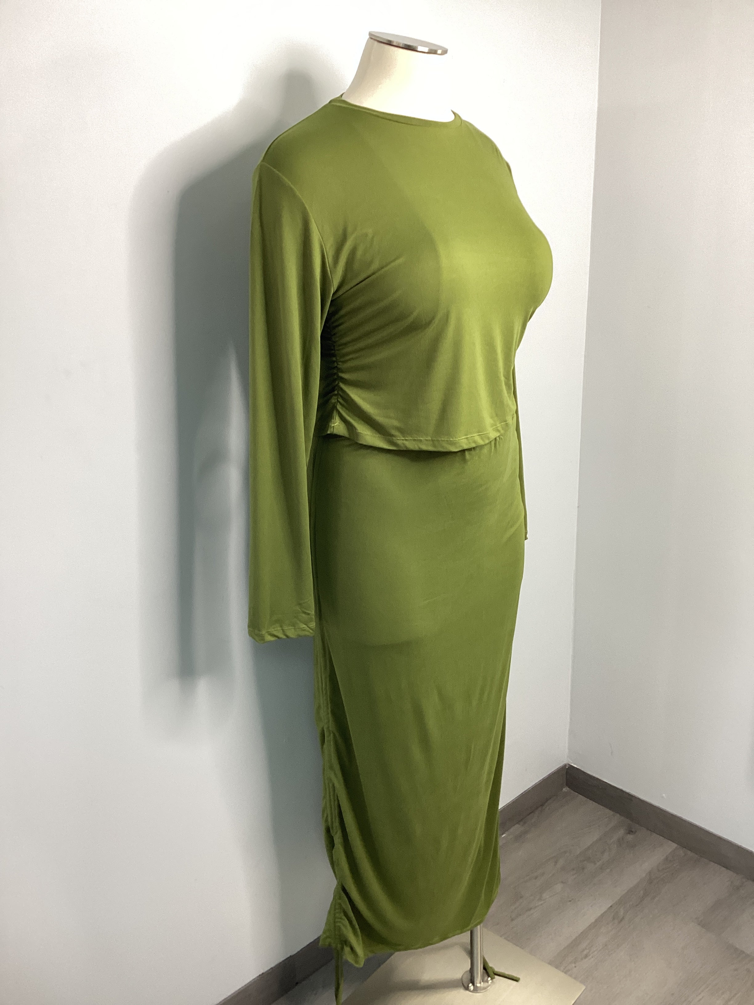 Curvy - Ruched Crop Top & Drawstring Skirt Set - Closet Space