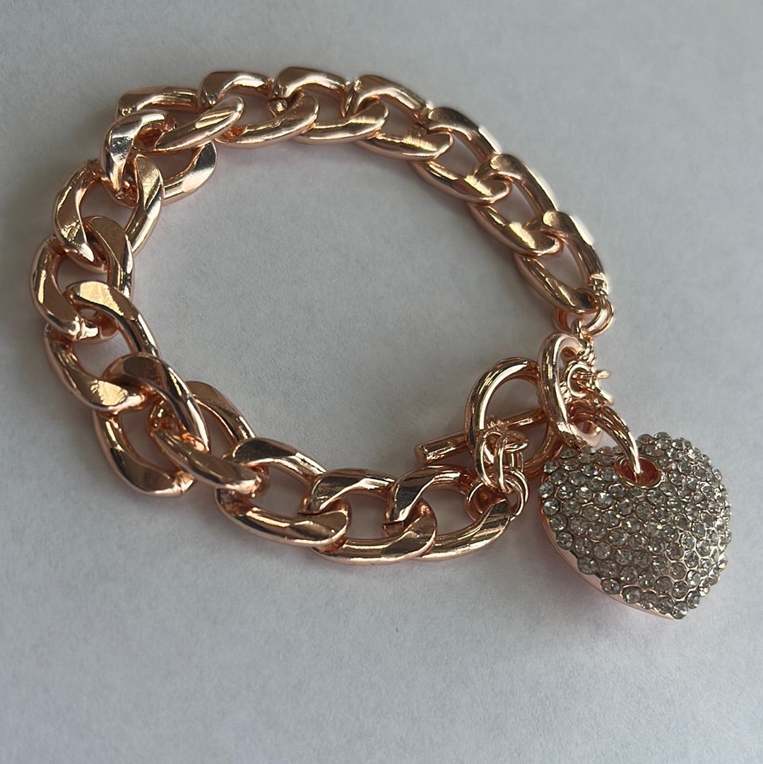 Big Heart Pendent T-Bar Bracelet - Closet Space