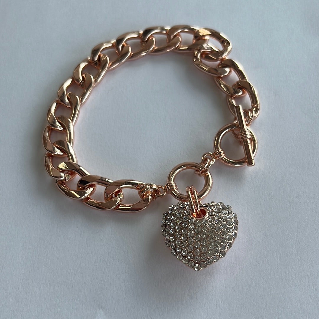 Big Heart Pendent T-Bar Bracelet - Closet Space