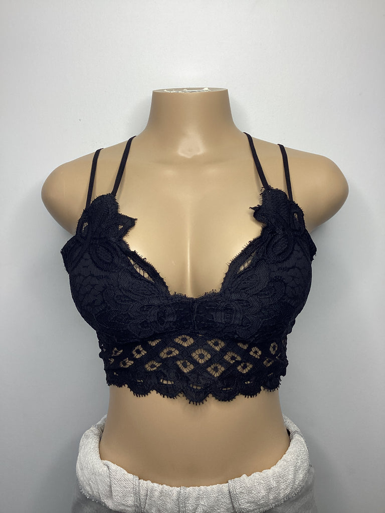 Curvy - Scalloped Lace Cami Bralette - Closet Space