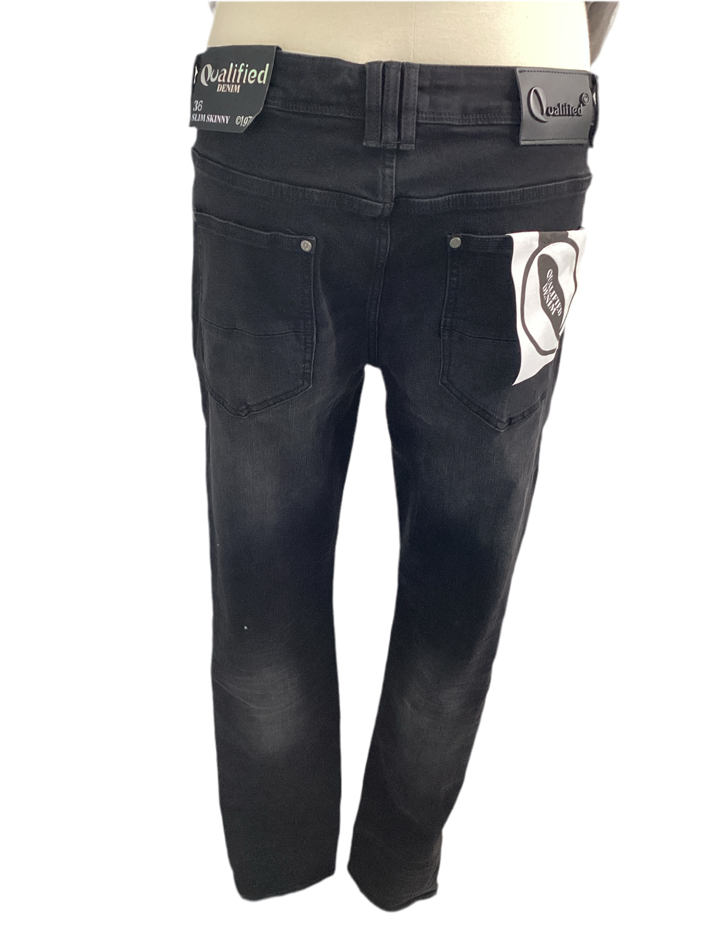 Qualified Denim Basic Jean