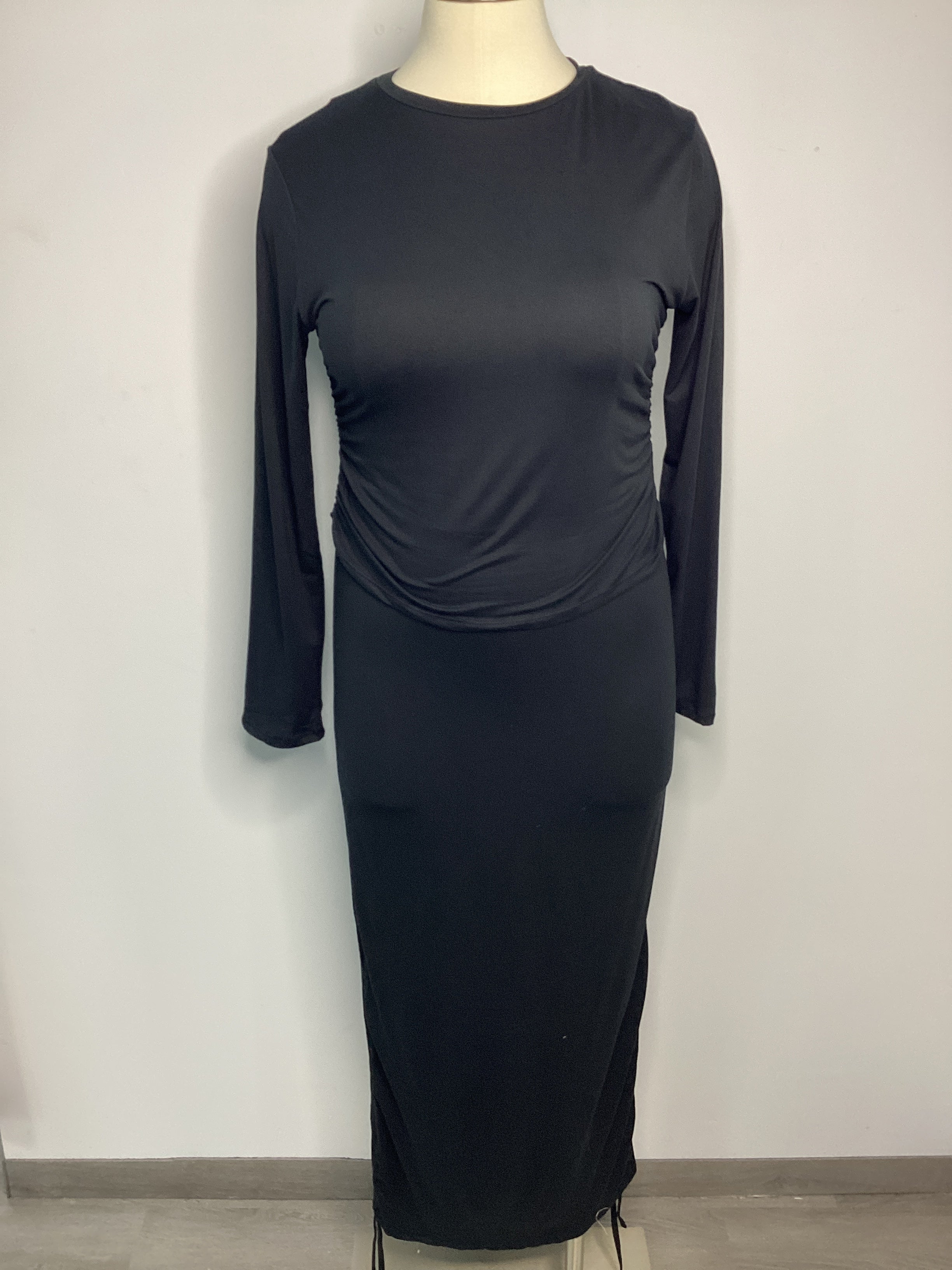 Curvy - Ruched Crop Top & Drawstring Skirt Set - Closet Space