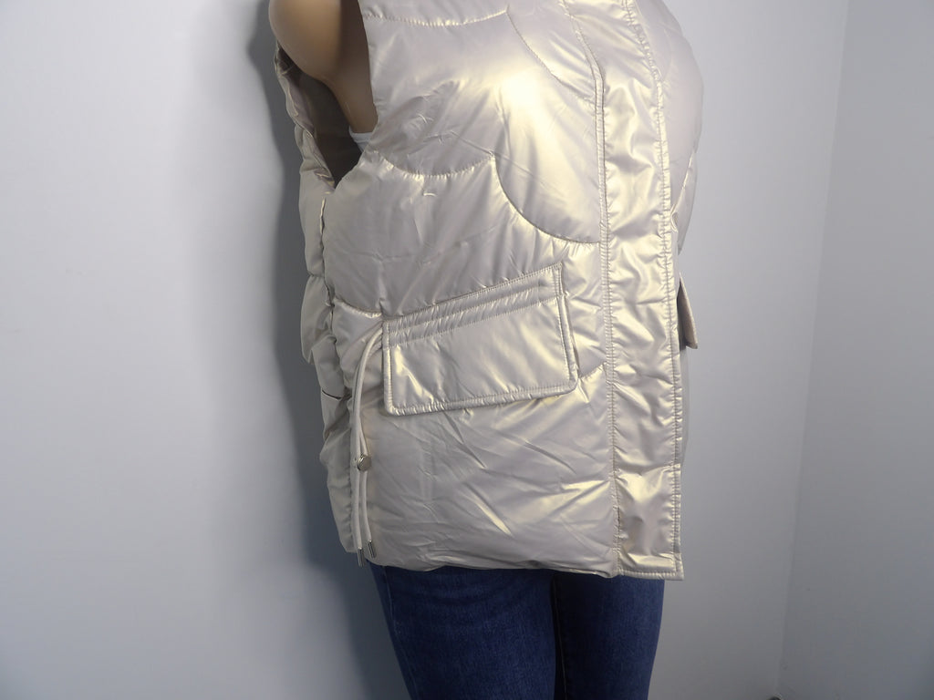 Shinny Puffer Vest - Closet Space
