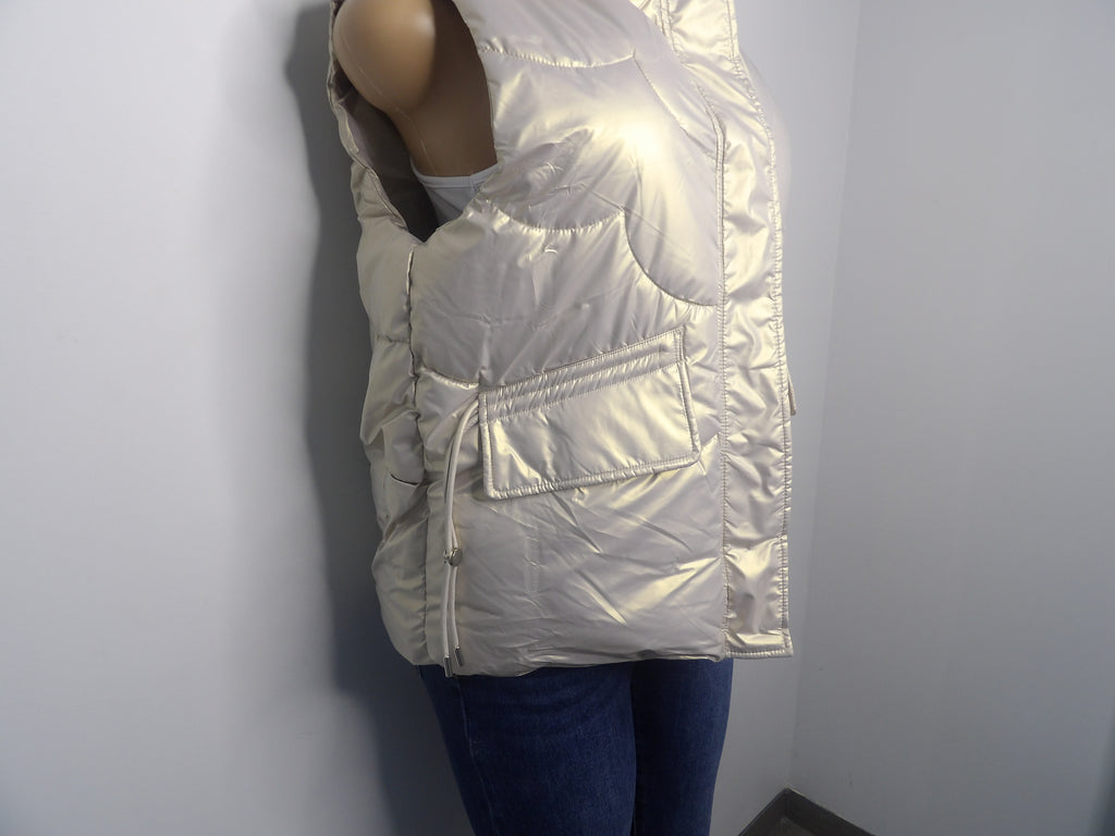 Shinny Puffer Vest - Closet Space