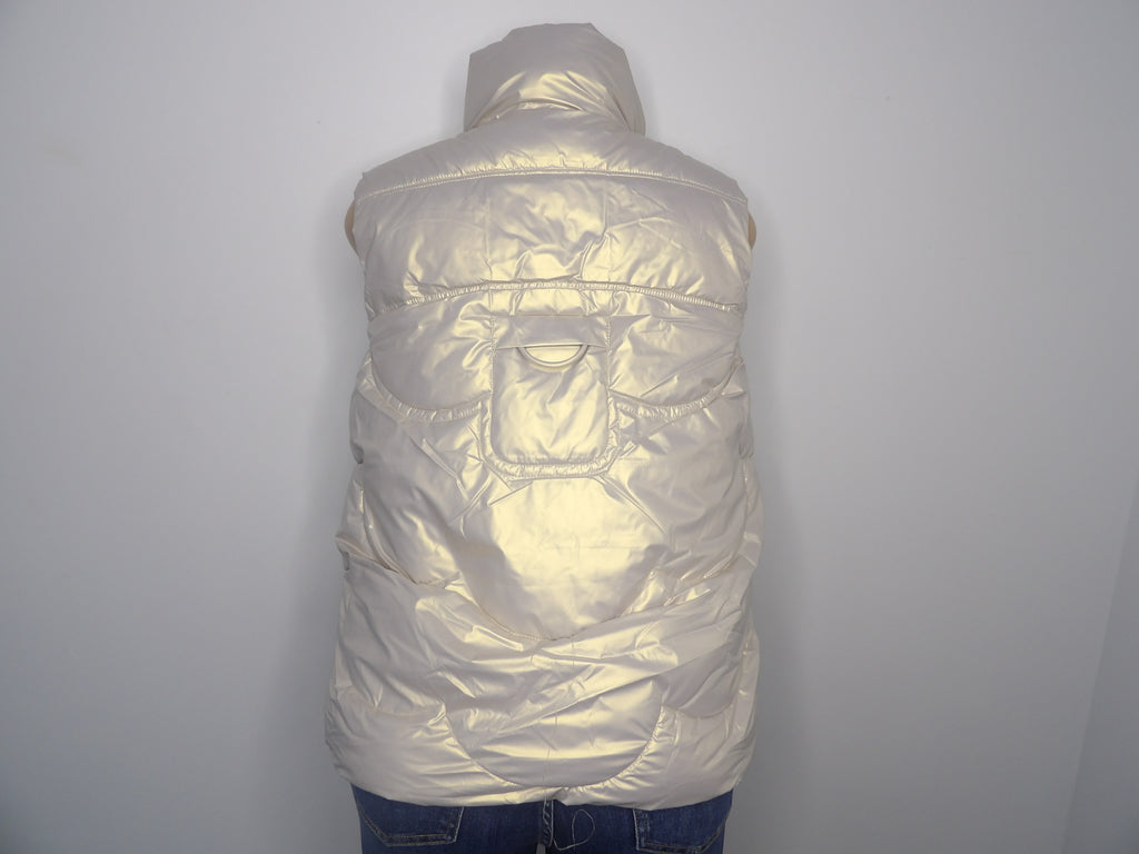 Shinny Puffer Vest - Closet Space