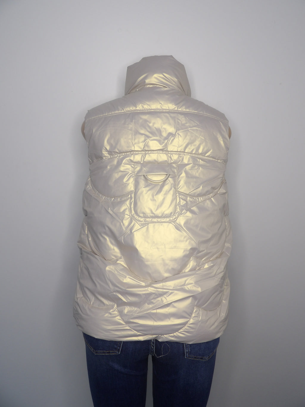 Shinny Puffer Vest - Closet Space