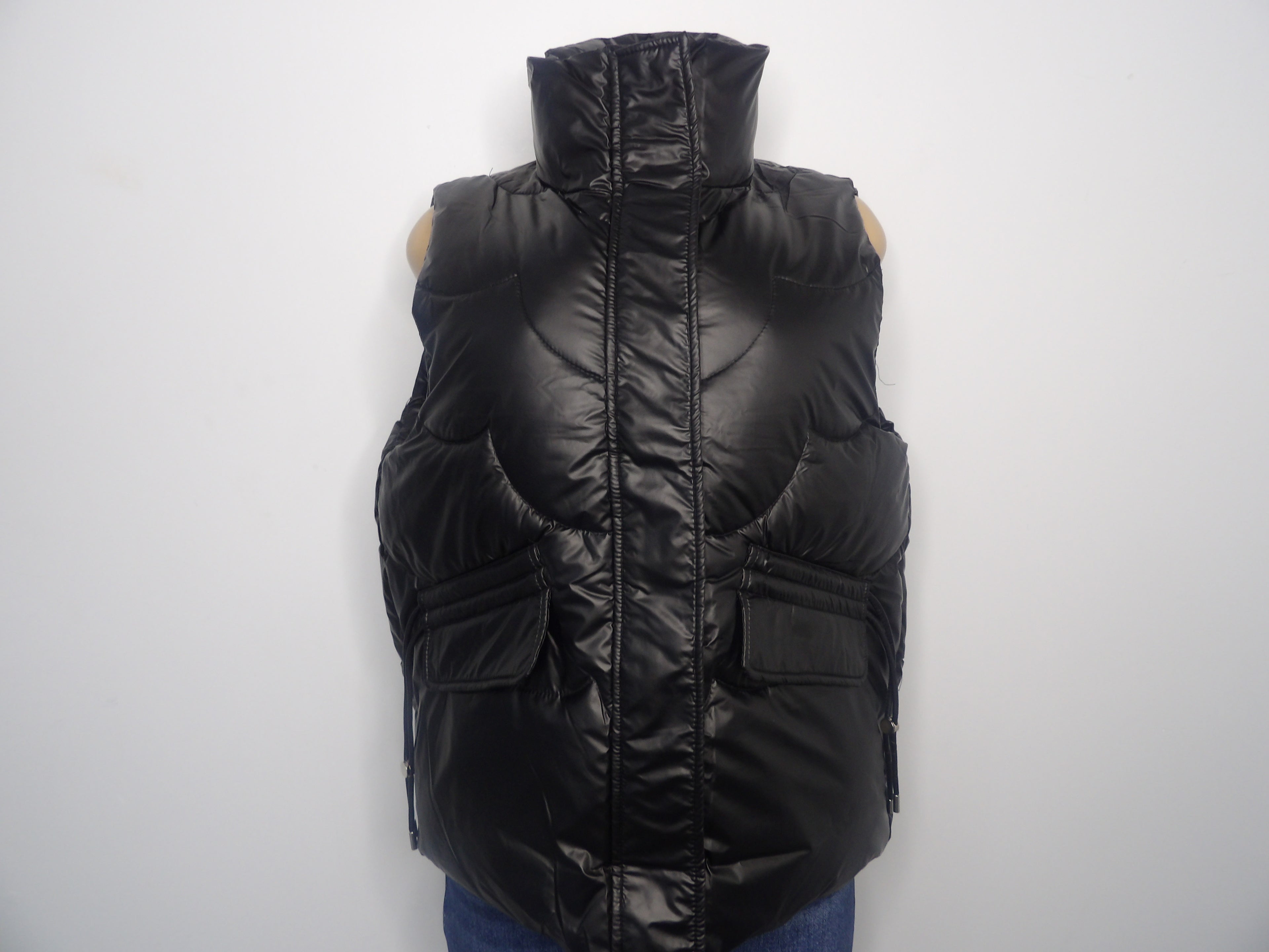 Shinny Puffer Vest - Closet Space