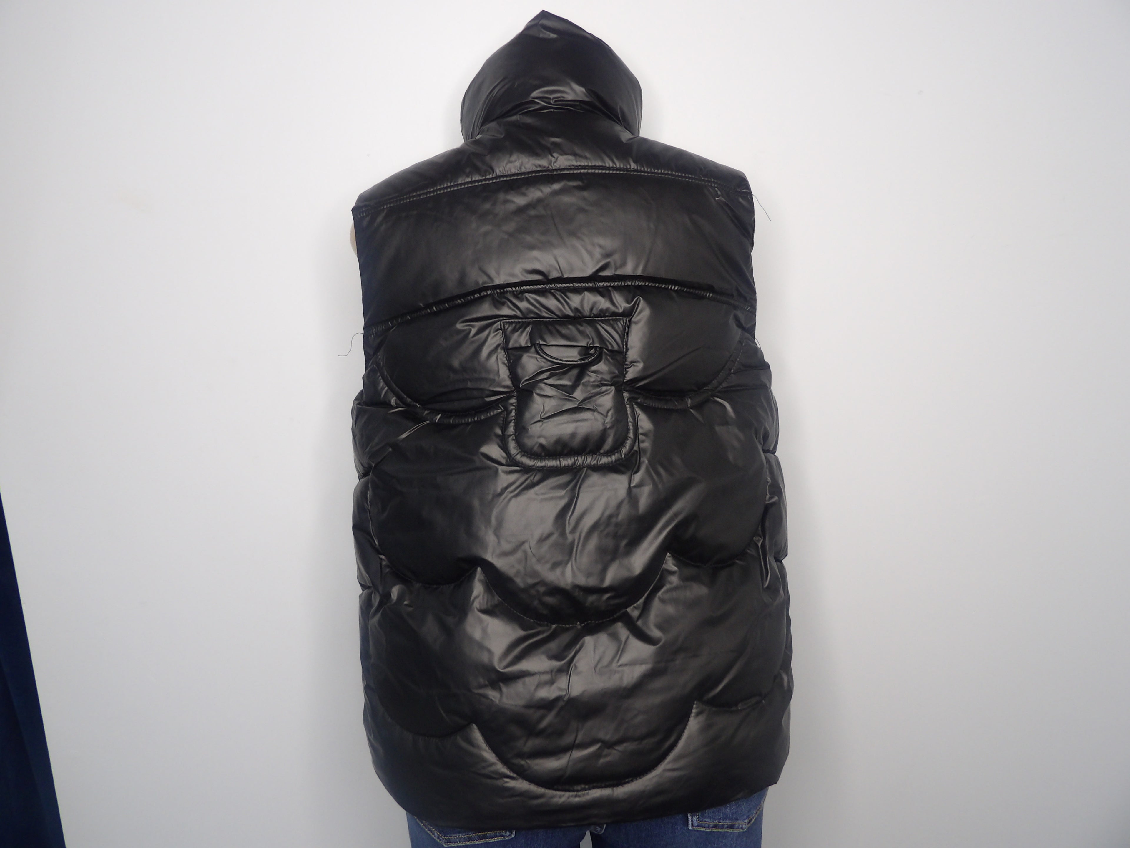 Shinny Puffer Vest - Closet Space
