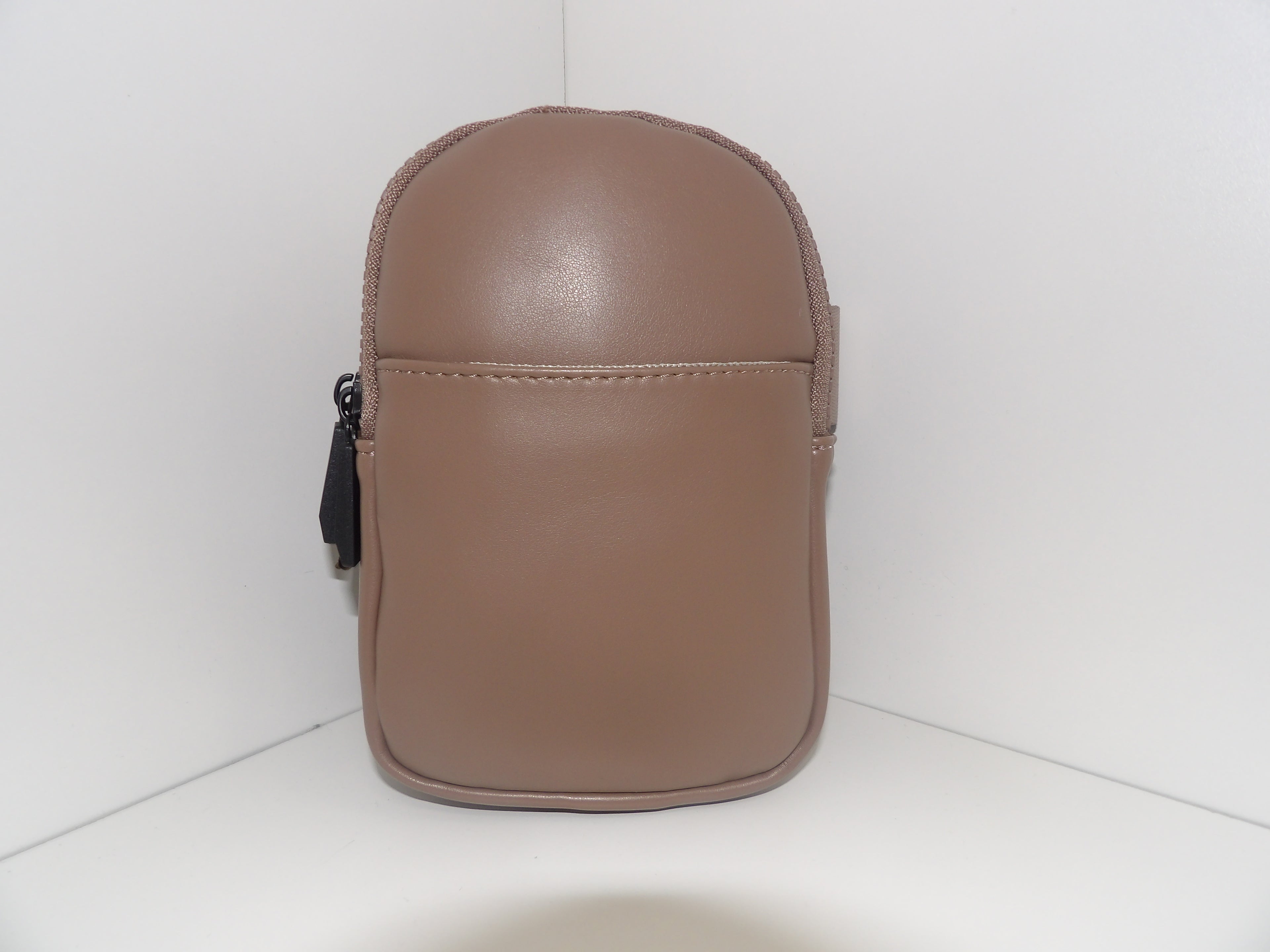 Front Pocket Belt Bag - Closet Space