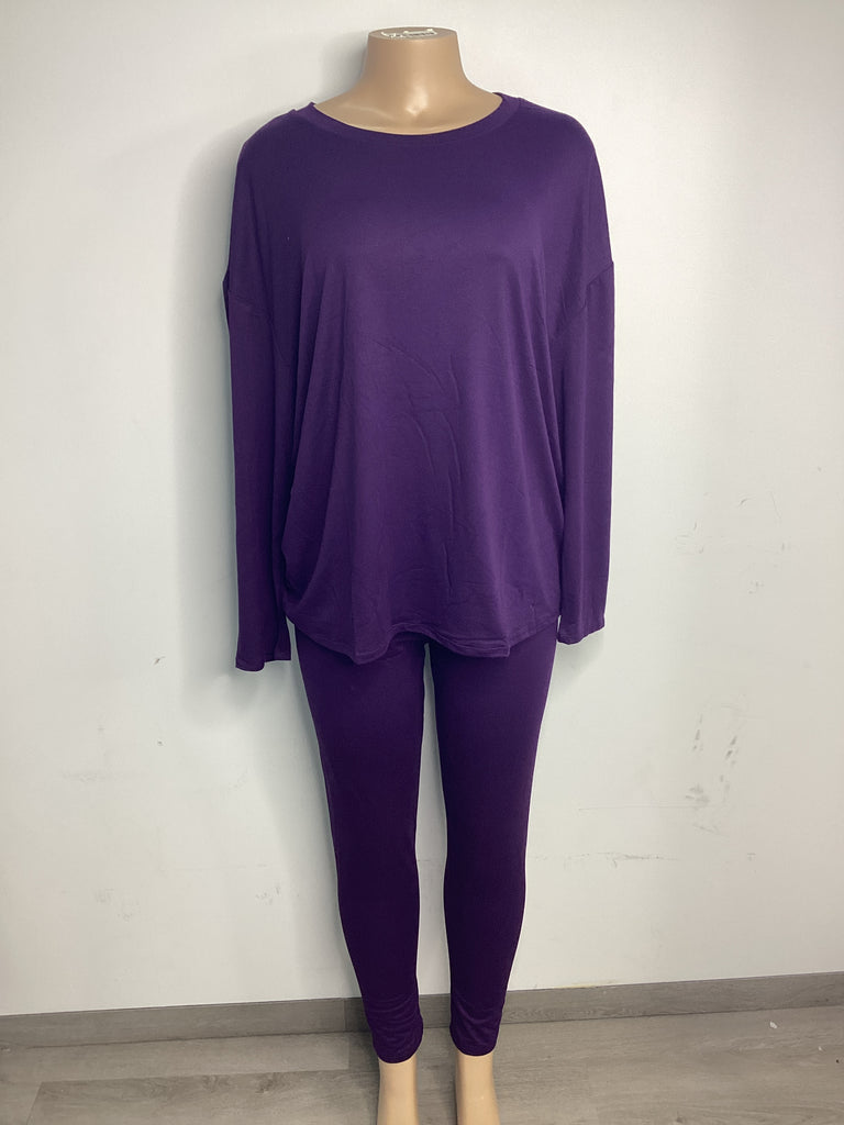 Curvy - Solid Long Sleeve Top & Legging Set - Closet Space