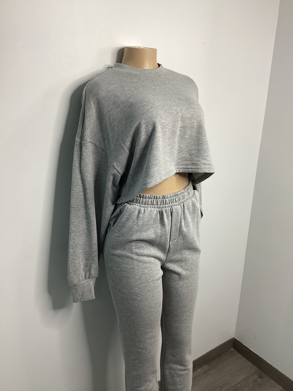 Chill Evening Cropped Tracksuit - Closet Space