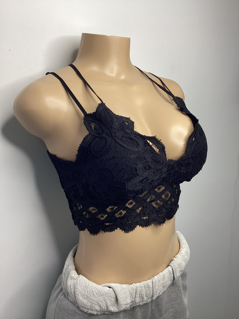 Curvy - Scalloped Lace Cami Bralette - Closet Space