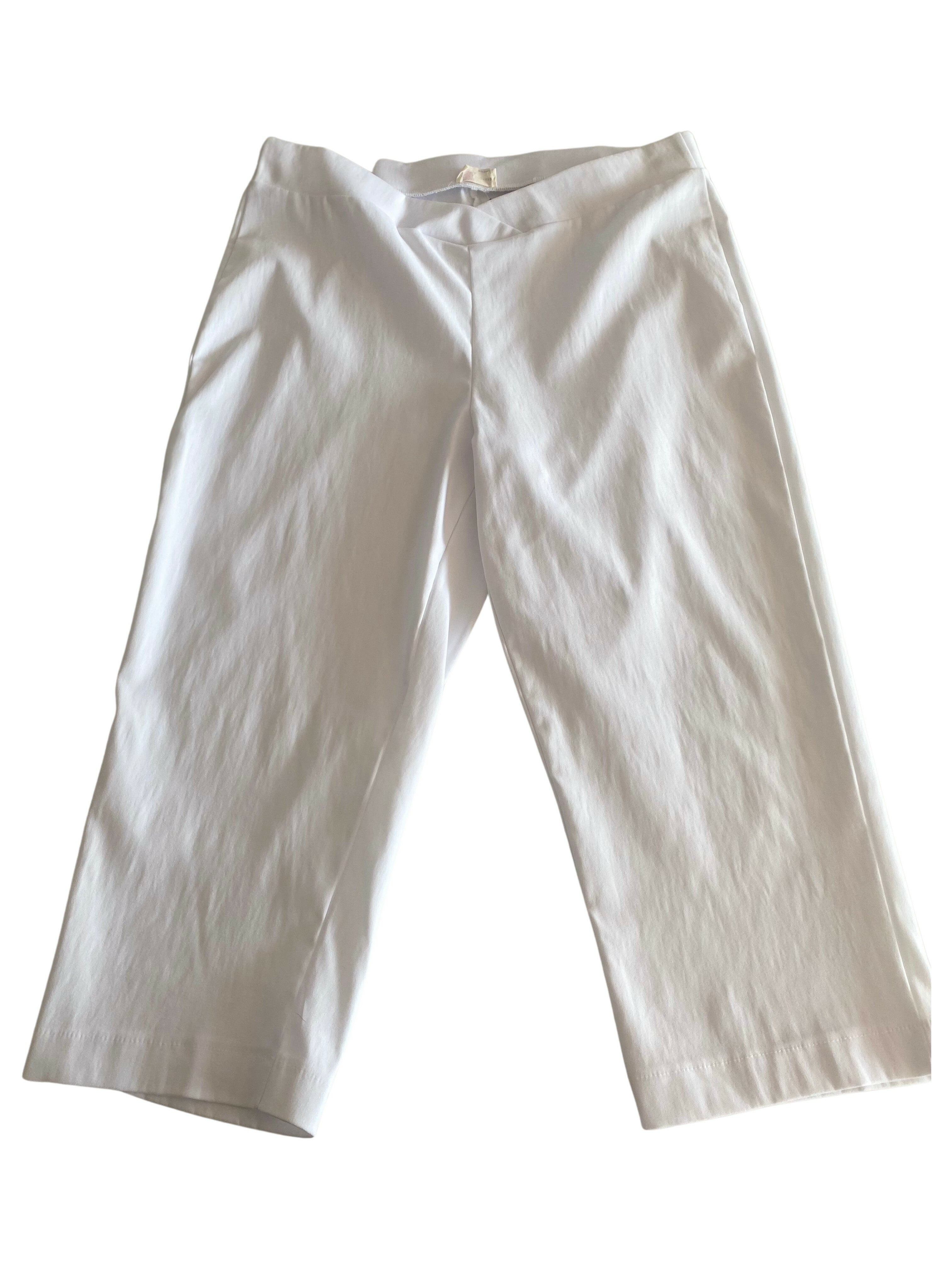 Curvy - V Waistband Capri Pants - Closet Space