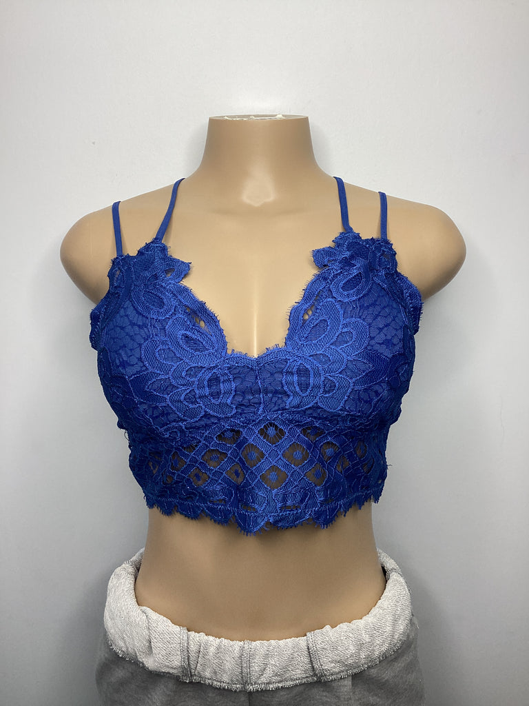 Curvy - Scalloped Lace Cami Bralette - Closet Space