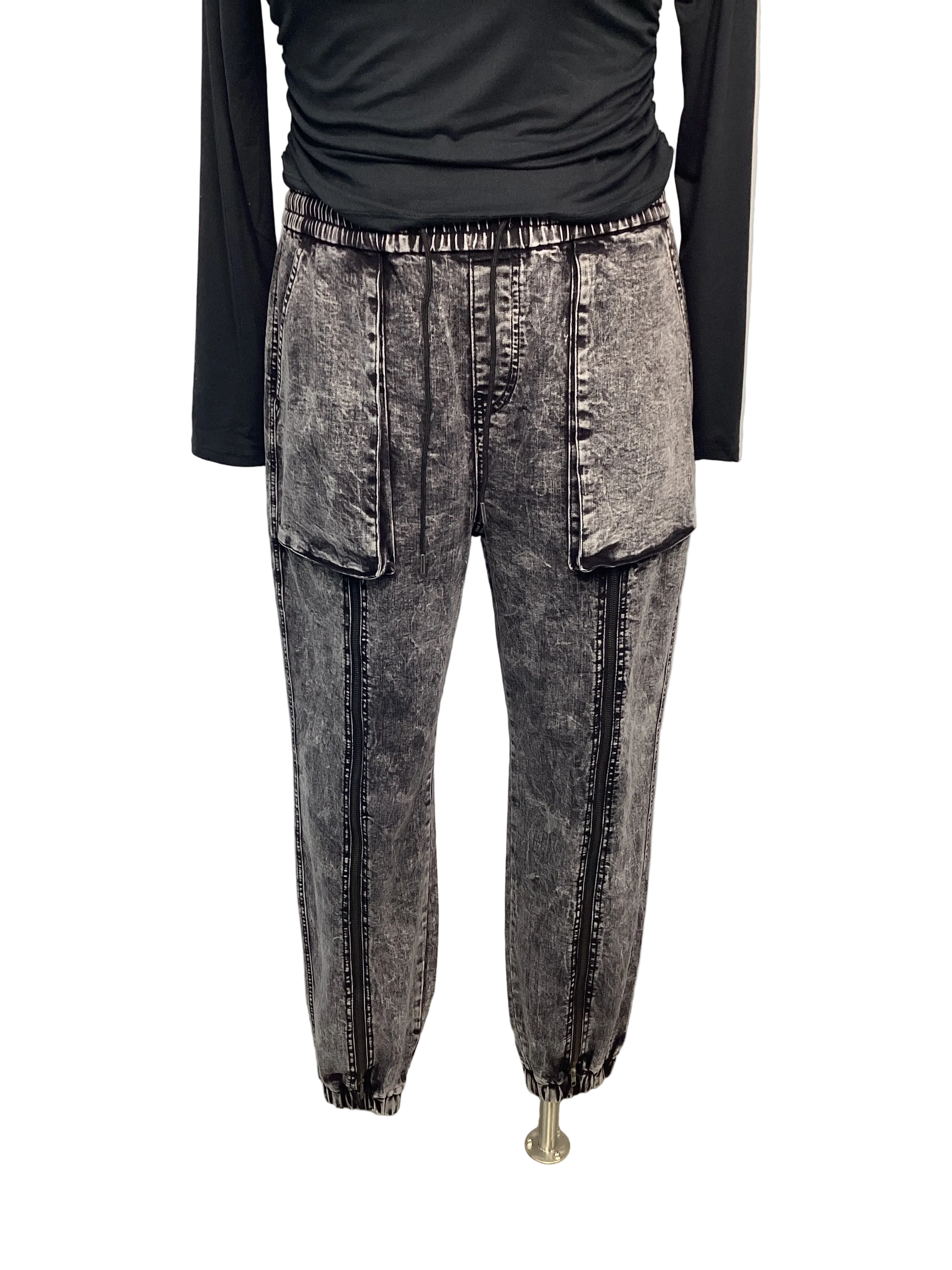 Curvy- High Wasted Jogger With Zipper