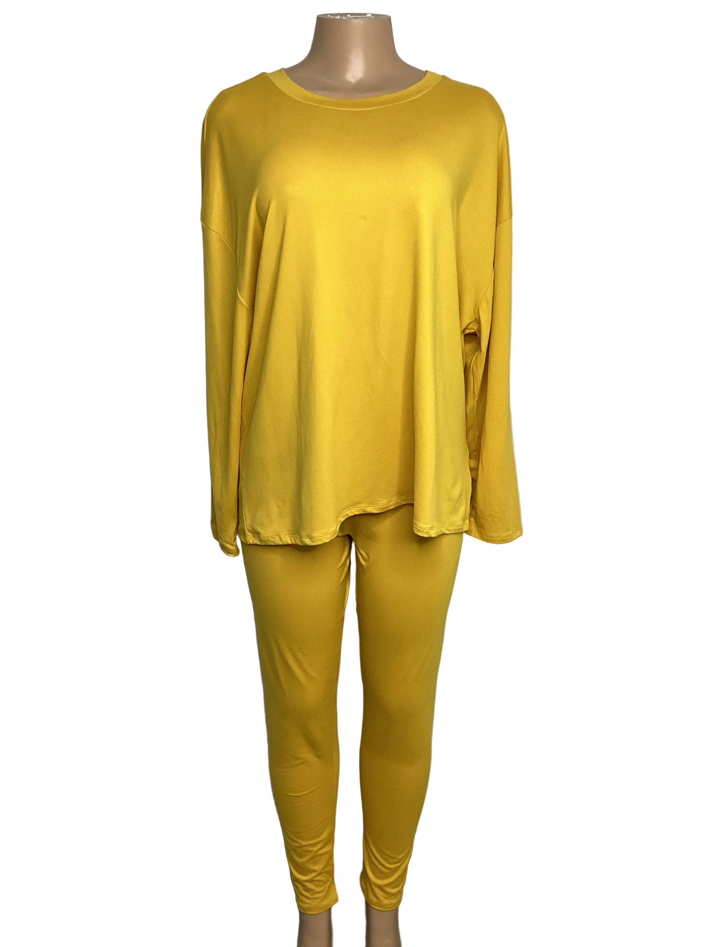 Curvy - Solid Long Sleeve Top & Legging Set