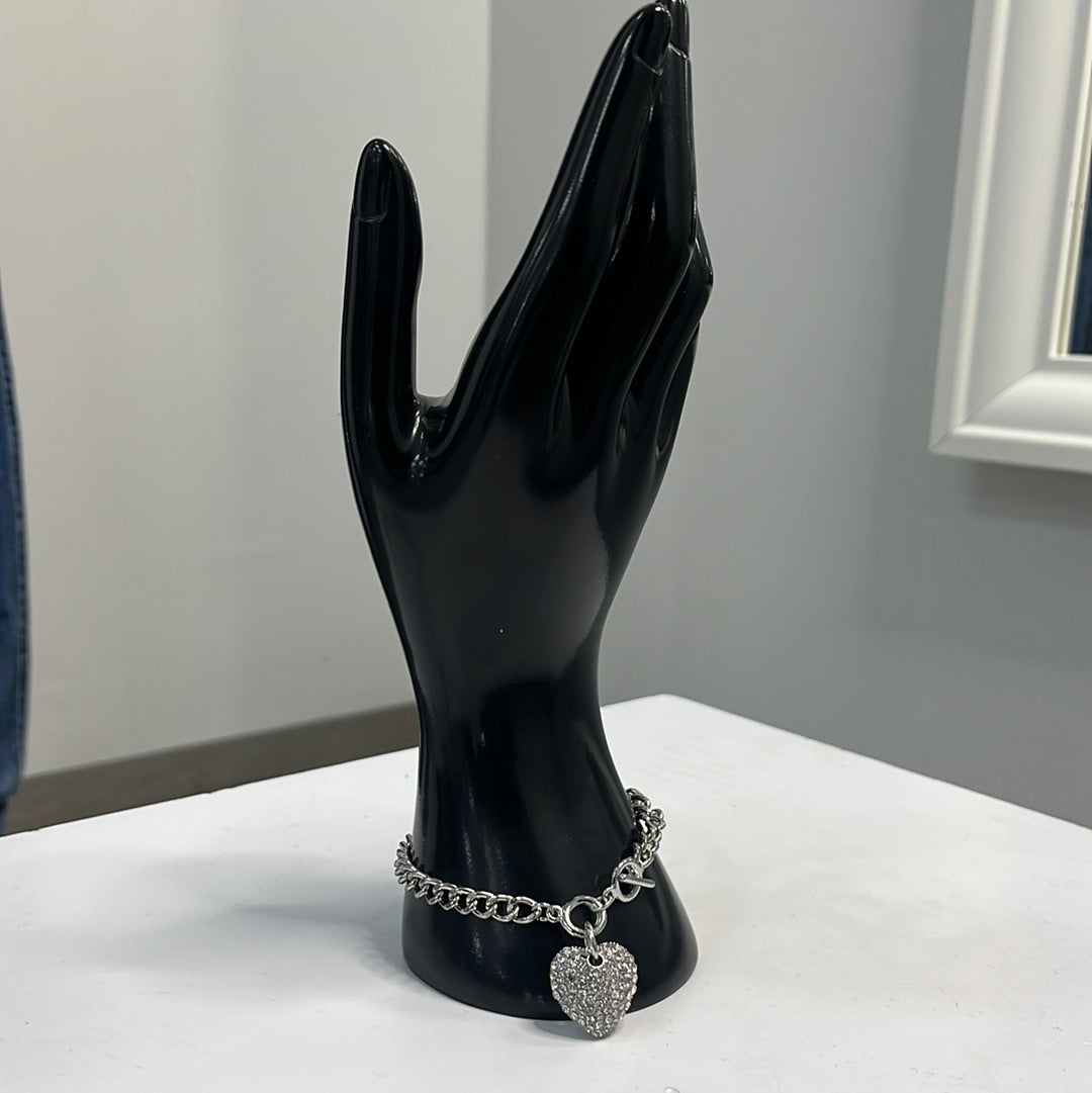 Small Heart Pendent T-Bar Bracelet - Closet Space