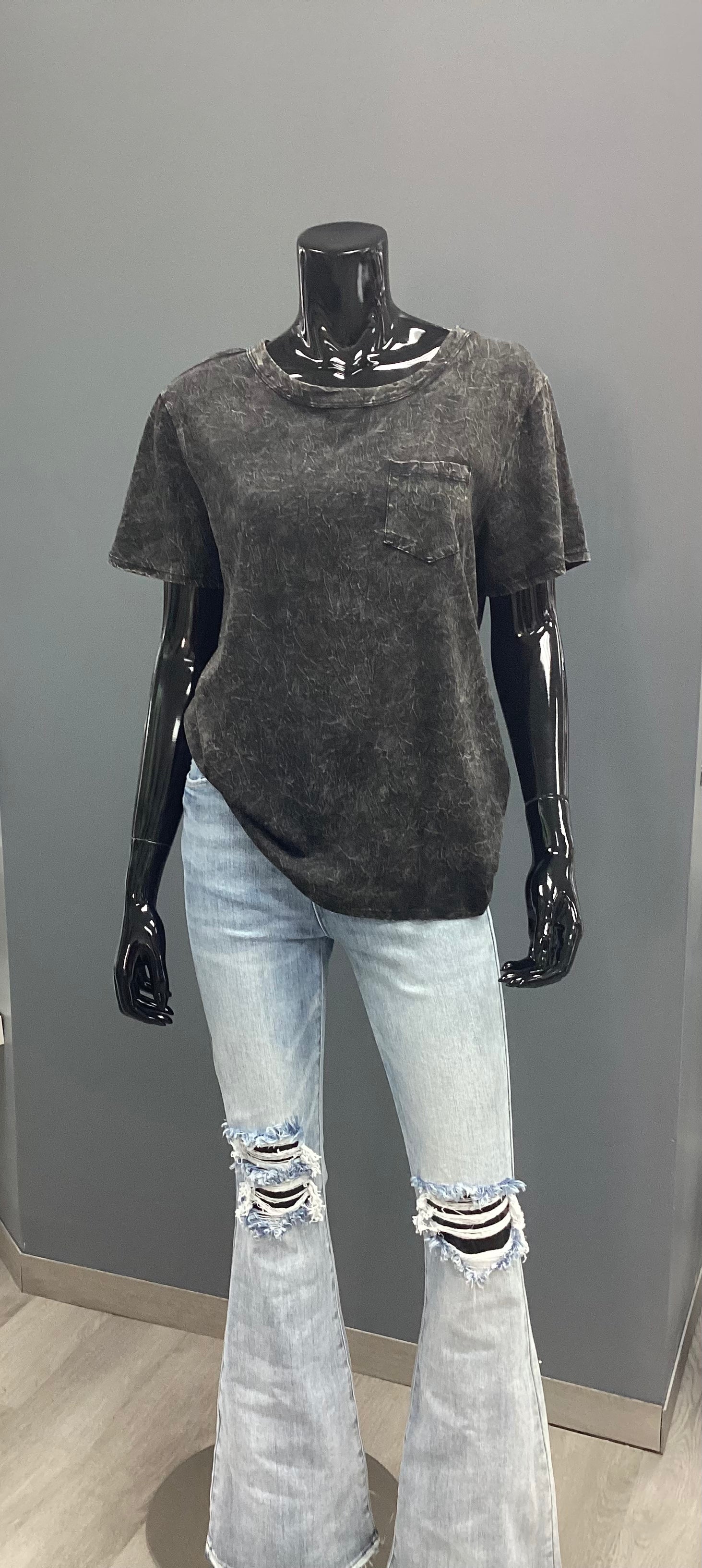 Oversized Pocket Tee - Closet Space