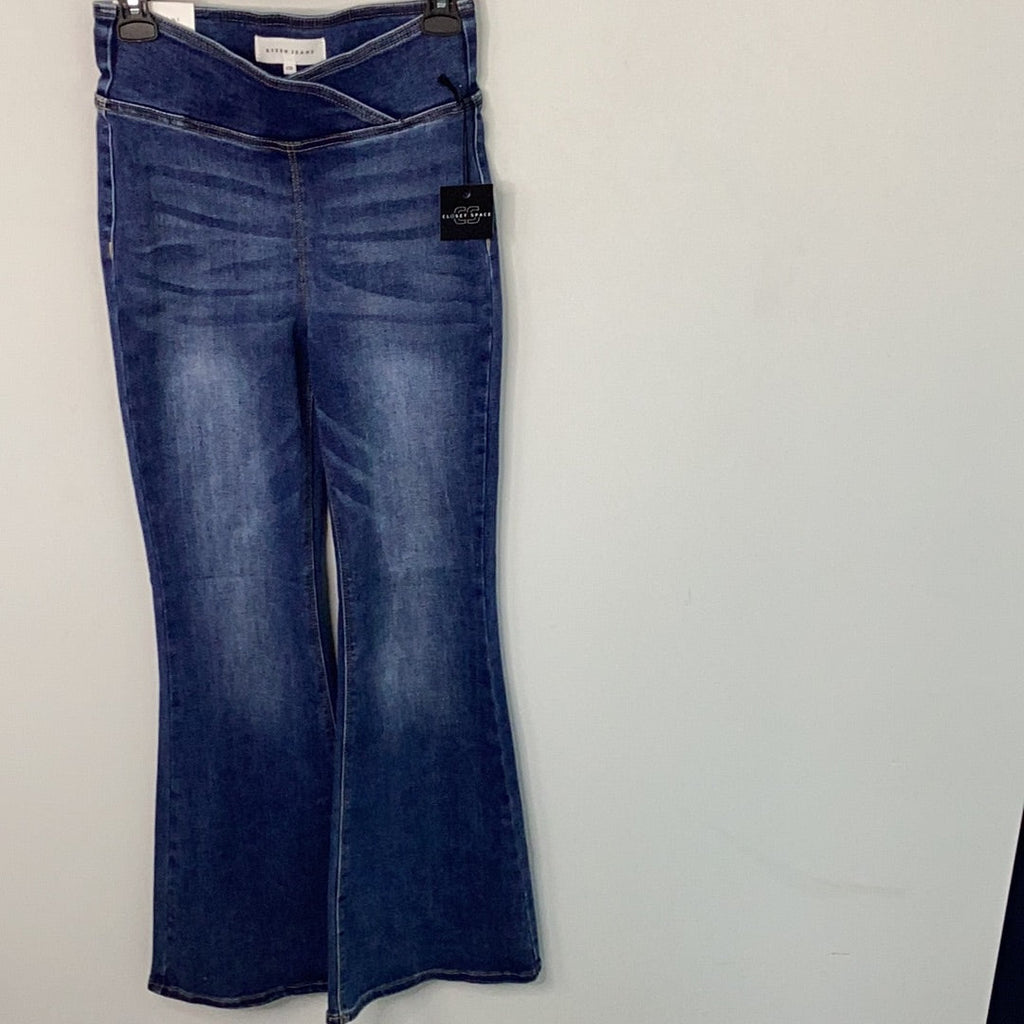 Curvy - Risen Overlap V Waist Stretch Flare Jeans - Closet Space