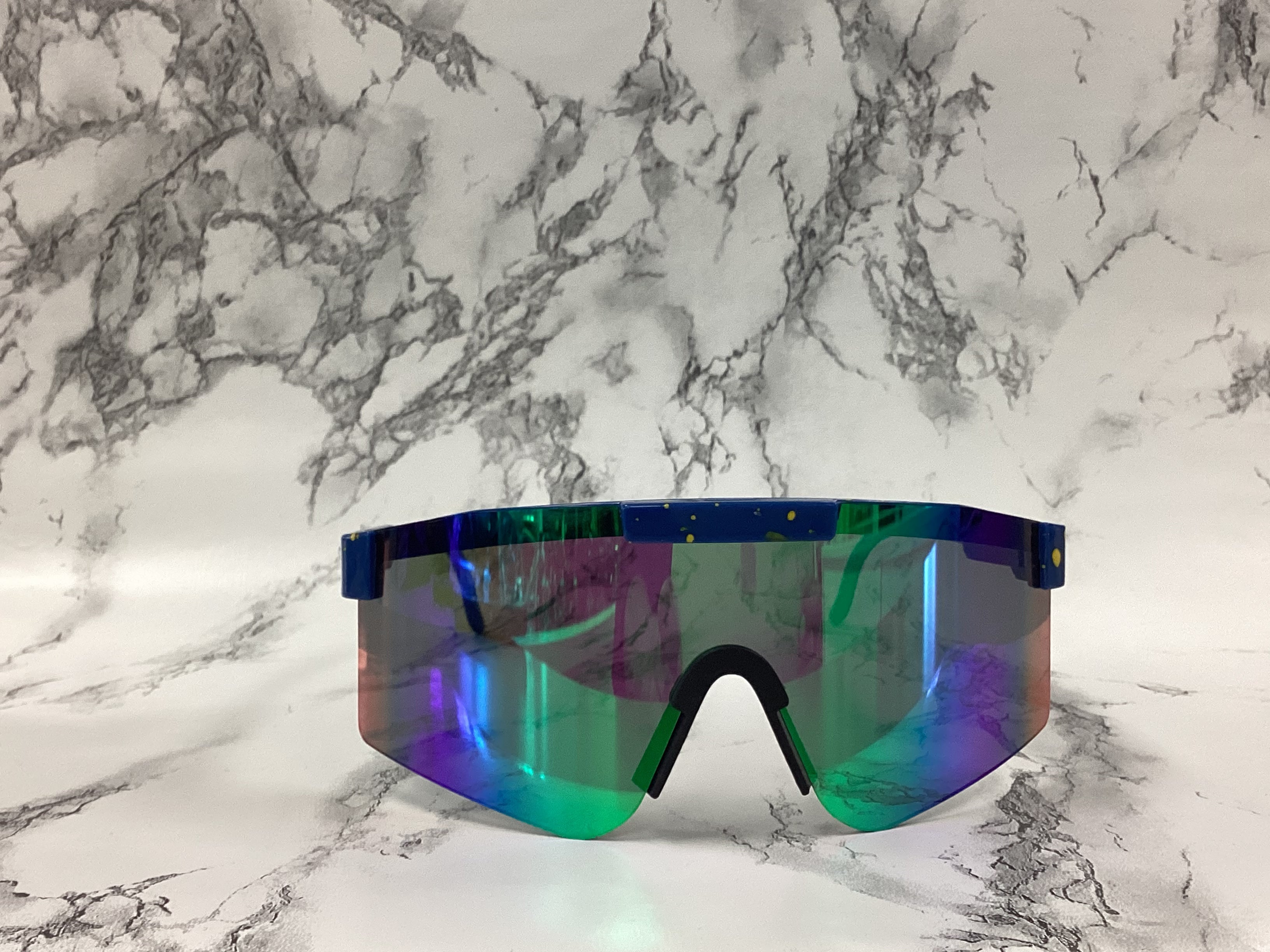 Polarized Sunglasses - Closet Space
