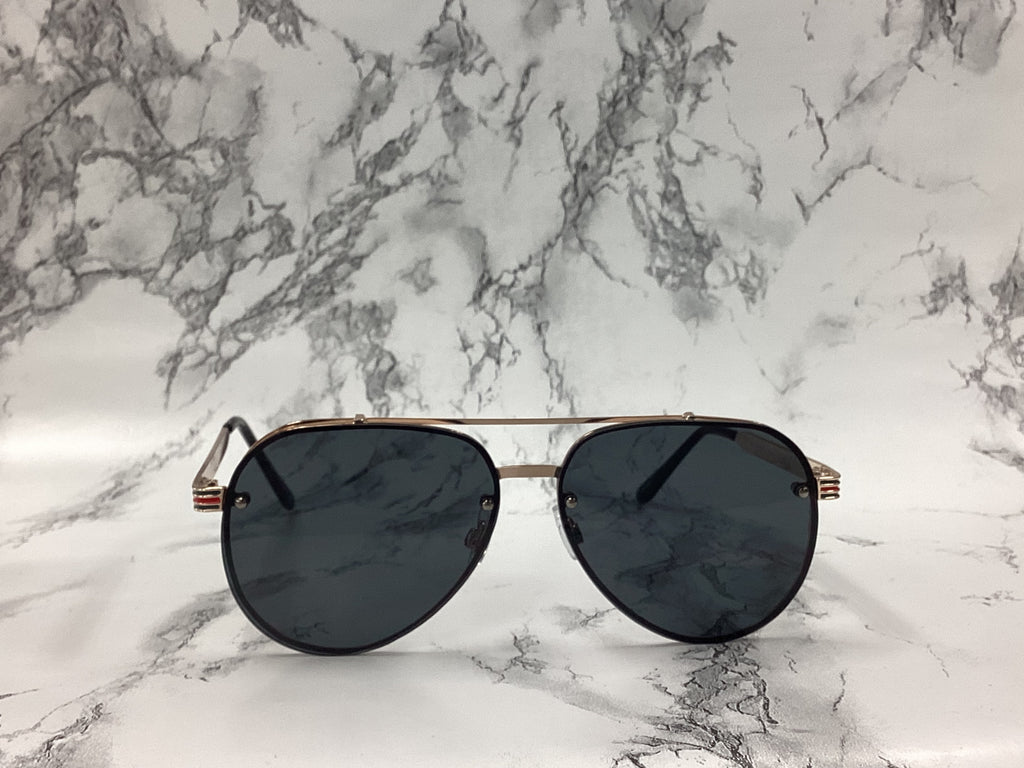 Aviator Flat Sunglasses - Closet Space