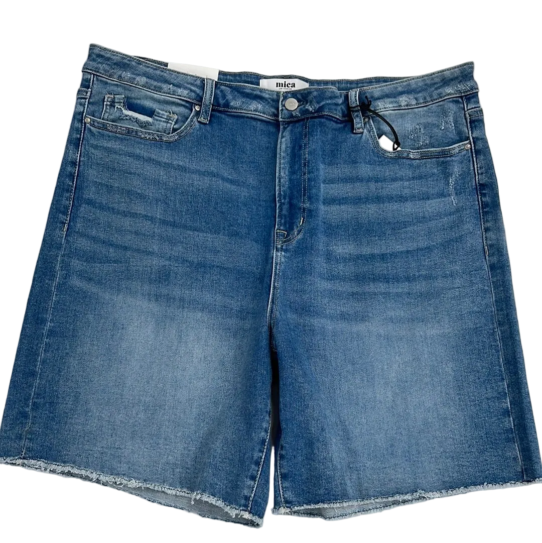 Curvy - High Rise Stretch Midi Shorts