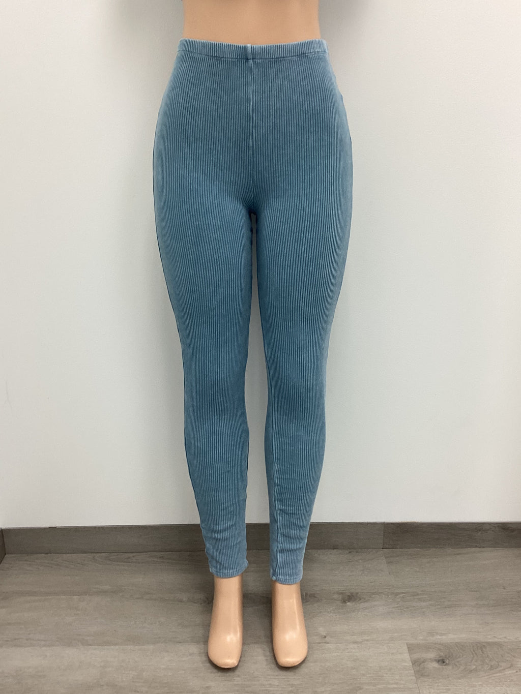 2 Piece Ribbed Mock Neck Top and Legging Set - Closet Space