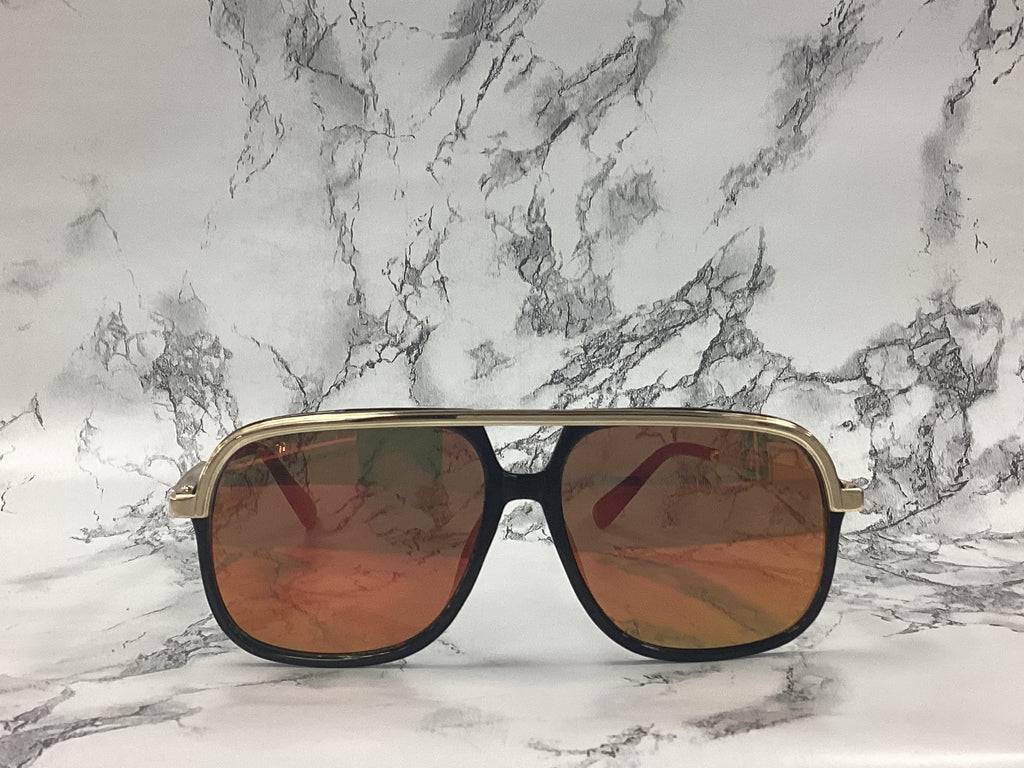 Aviator Gold Trim Sunglasses - Closet Space