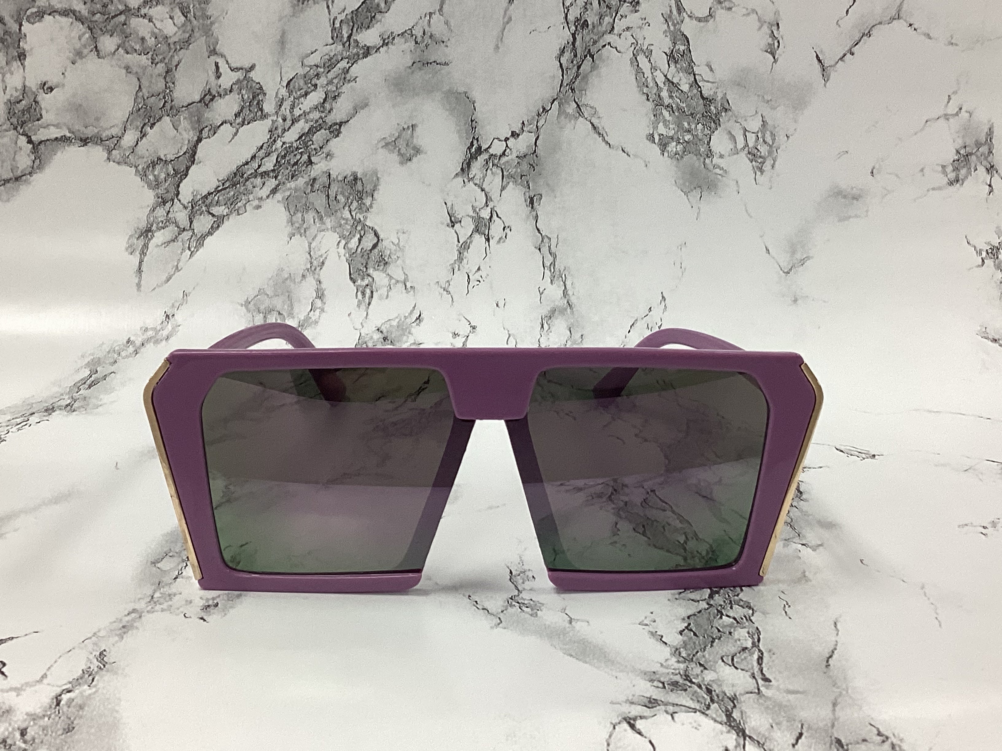 Abstract Square Sunglasses W/ Gold Trim - Closet Space