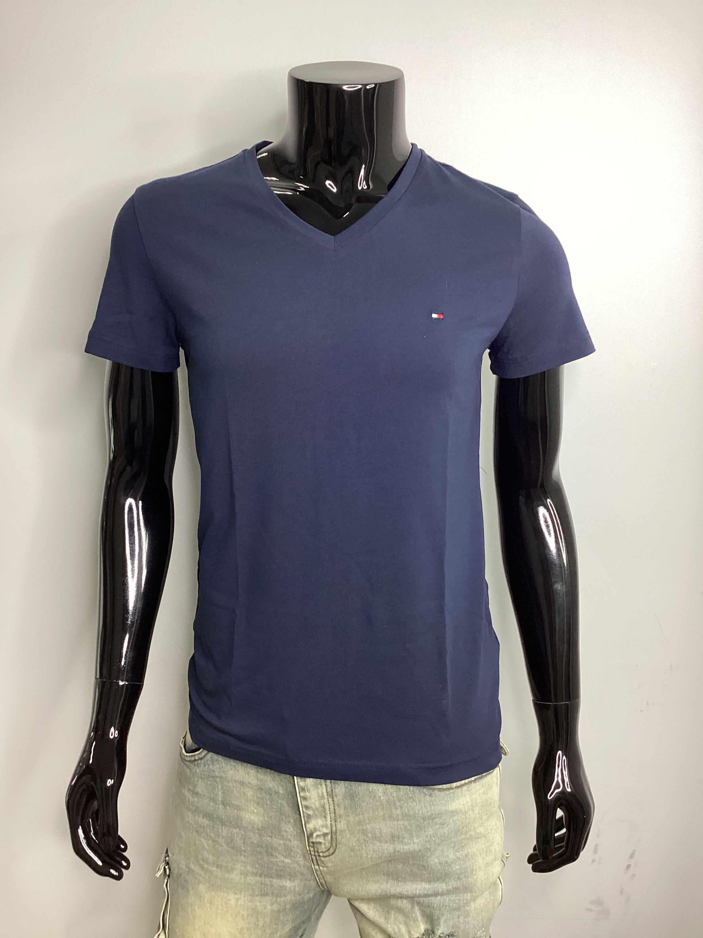 TOMMY HILFIGER V-Neck T-Shirt - Closet Space