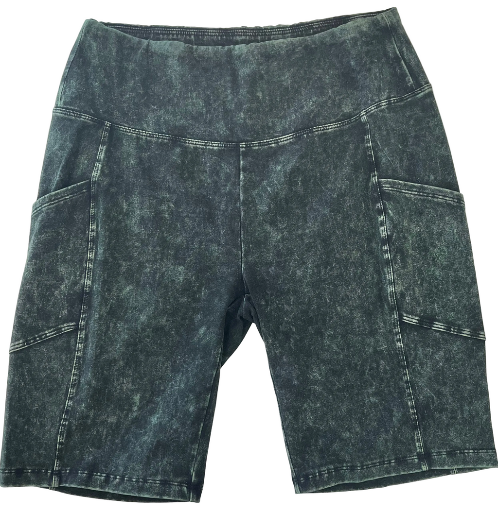 Curvy - Waistband Pocket Biker Shorts