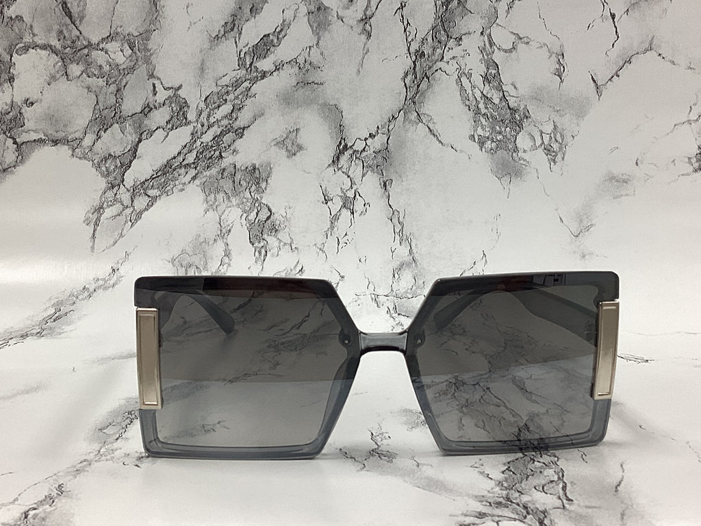 Metal Detailed Rectangular Sunglasses - Closet Space