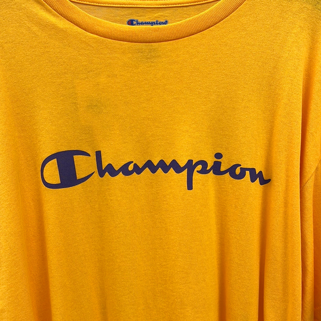 CHAMPION Classic Logo T-Shirt - Closet Space