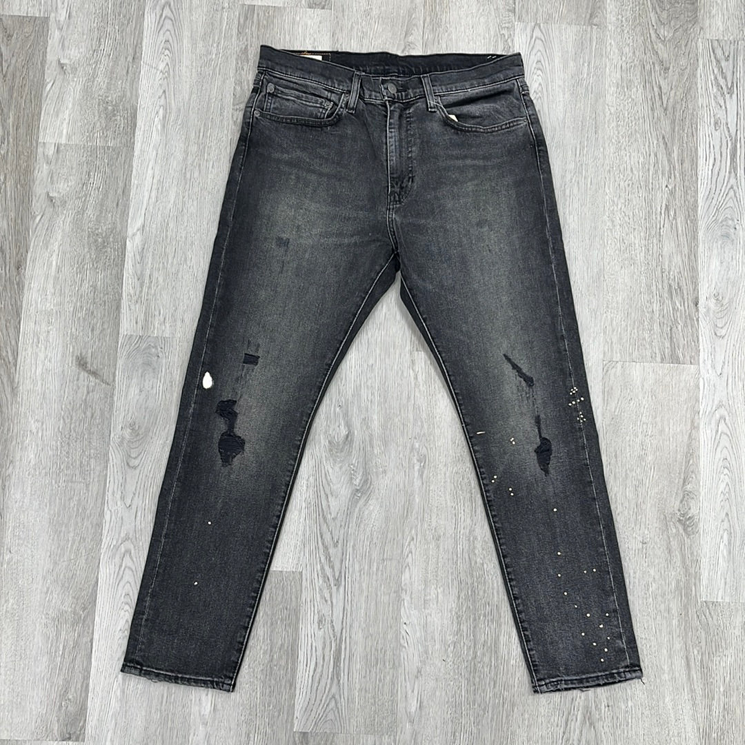 LEVI'S 512 Slim Taper - Closet Space