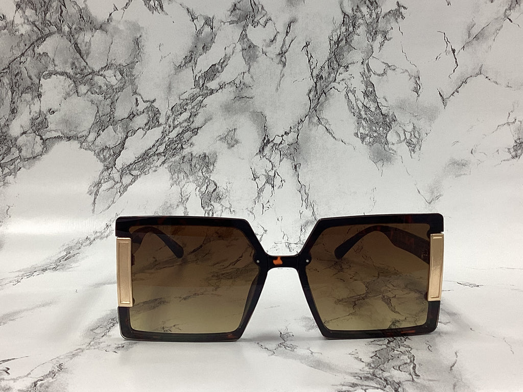 Metal Detailed Rectangular Sunglasses - Closet Space