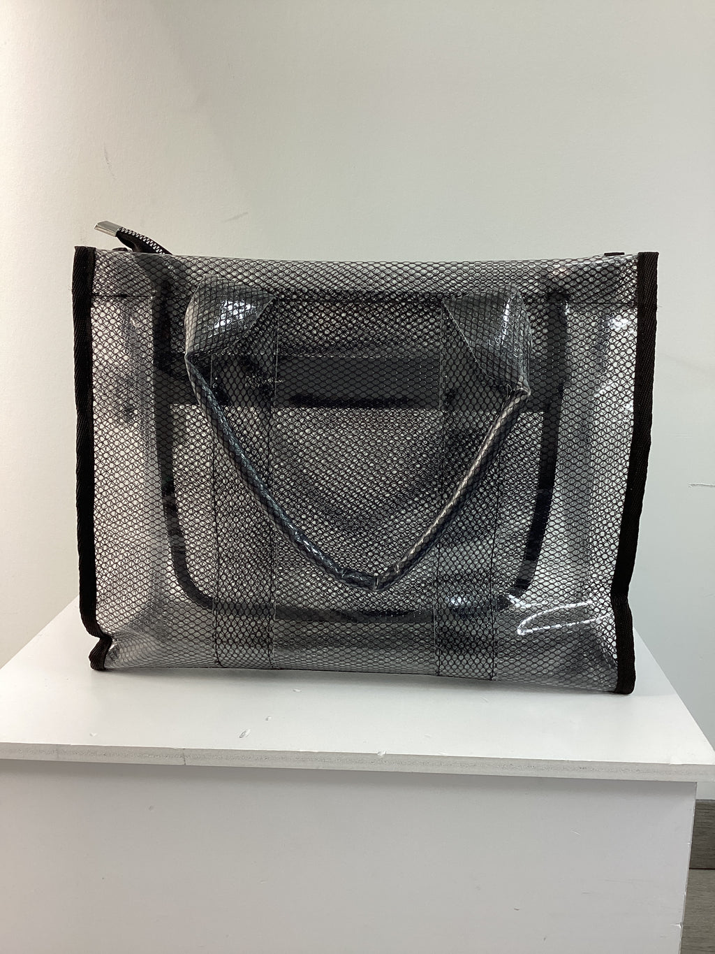 THE TOTE BAG Translucent Handbag- Large - Closet Space