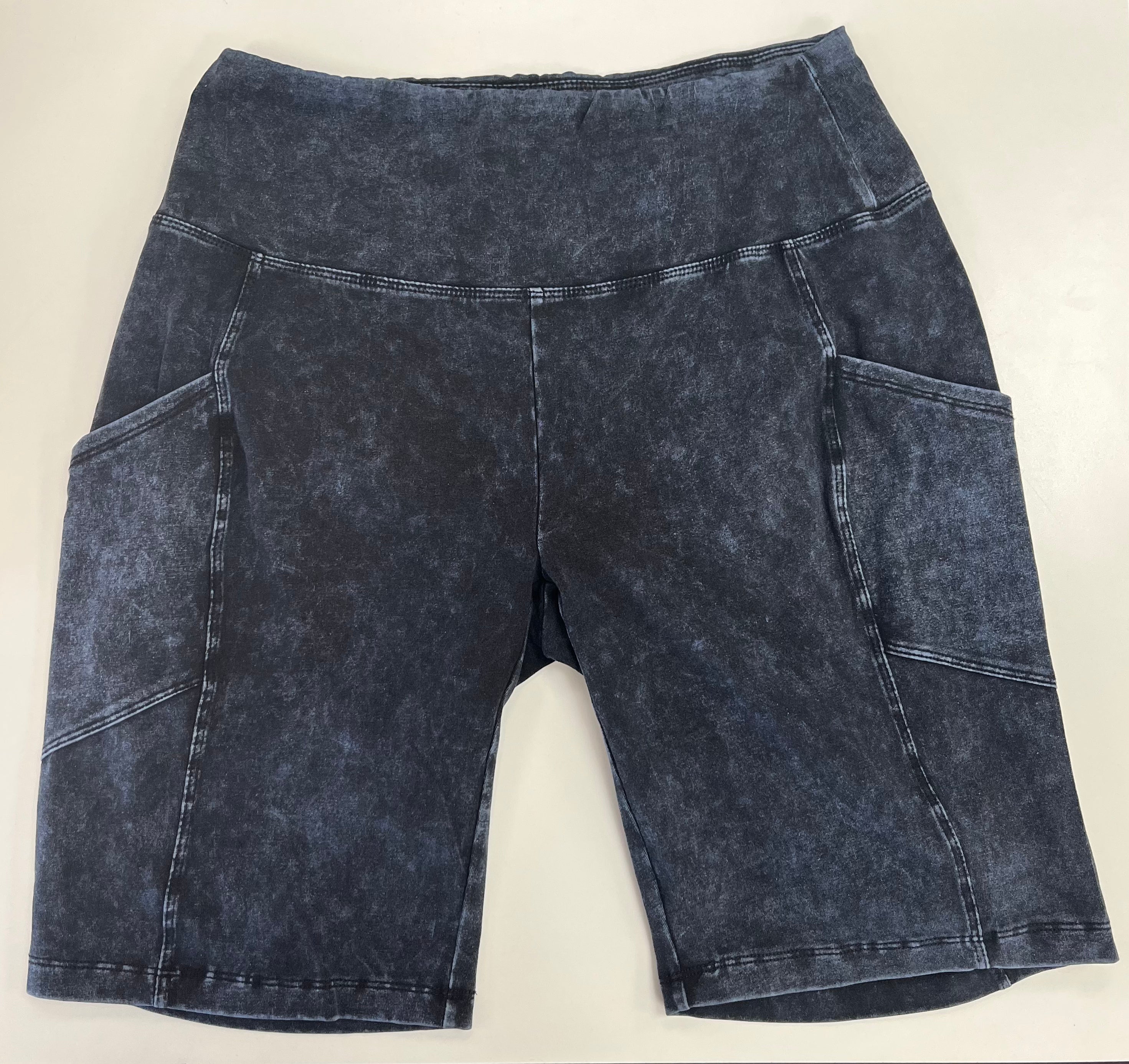 Curvy - Waistband Pocket Biker Shorts - Closet Space