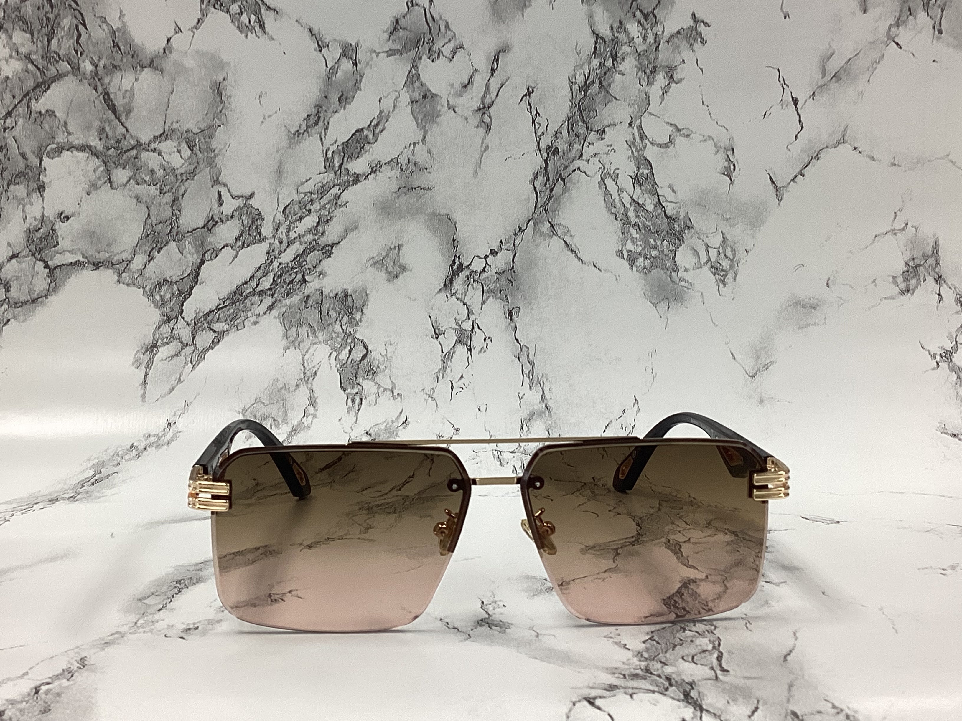 Mayback Hottie Sunglasses - Closet Space