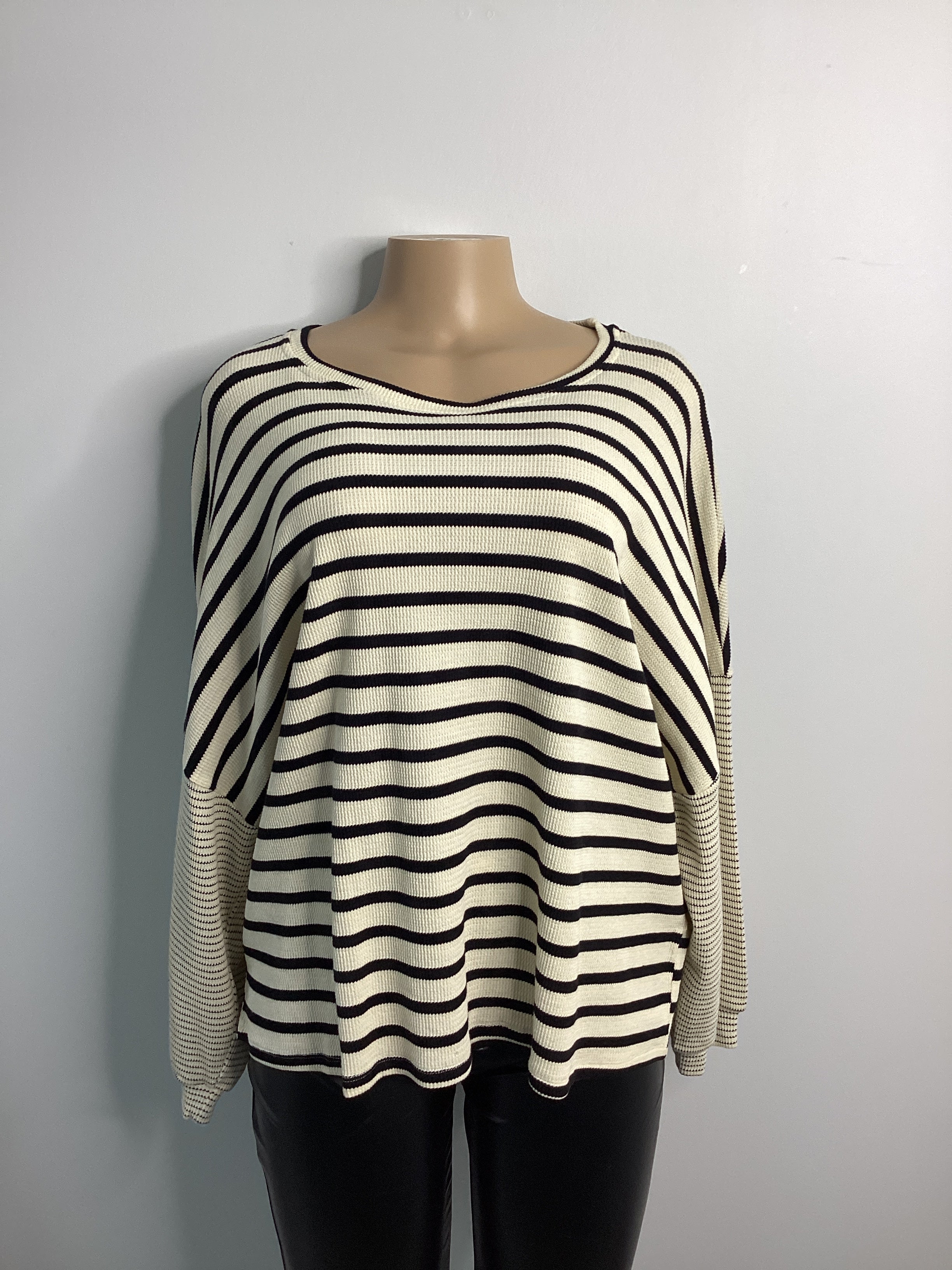 Curvy - Striped Thermal Lounge Top - Closet Space