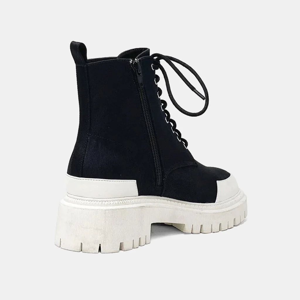 Yesenia Ankle Boots - Black - Closet Space