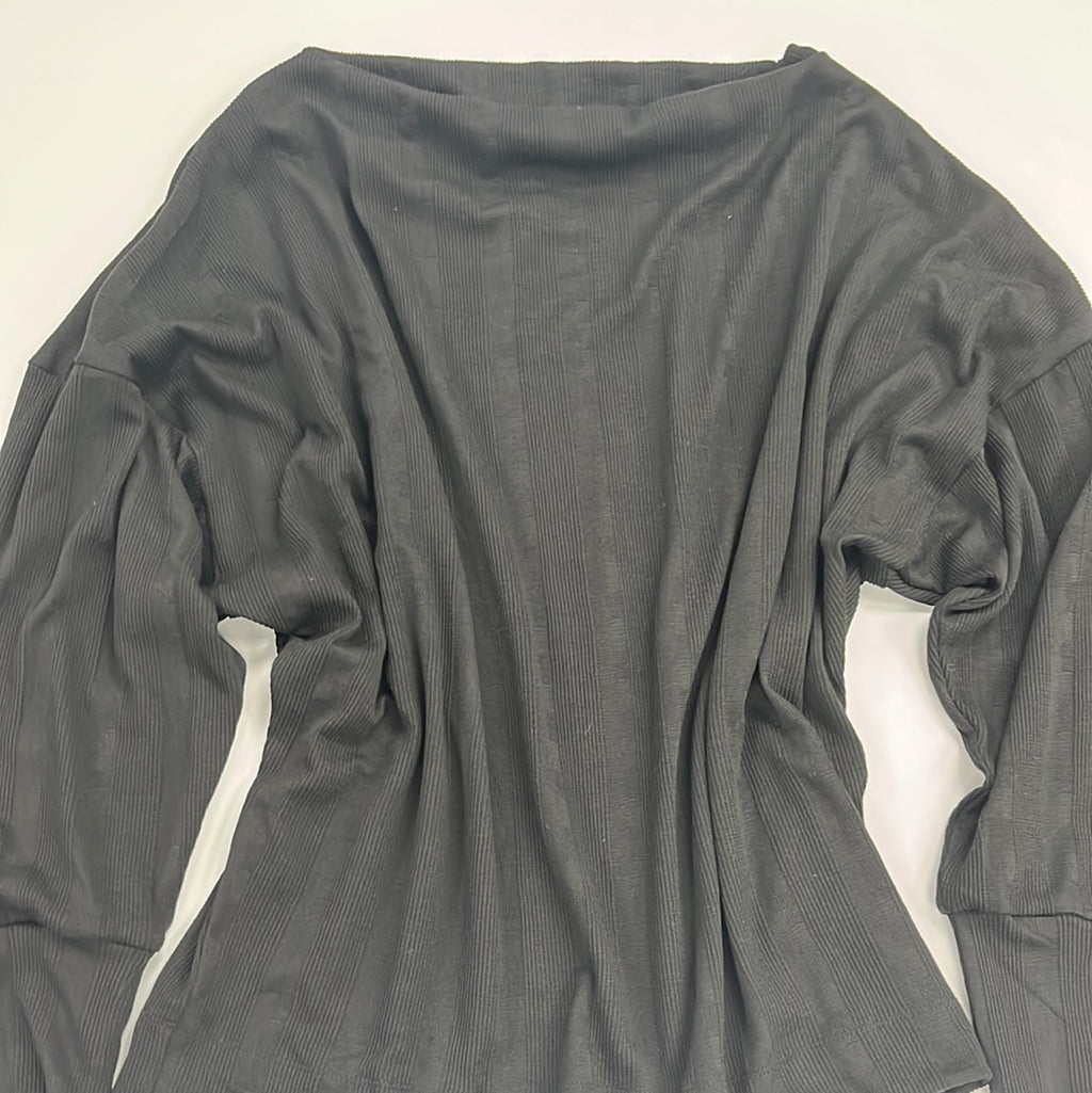 Curvy - Boat Neck Bat Wing Knit Tunic - Closet Space