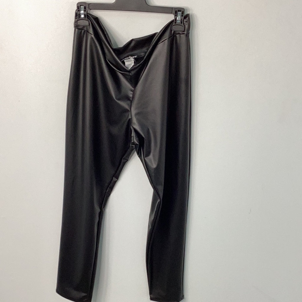 Curvy - PU Leather Stretch Pant - Closet Space
